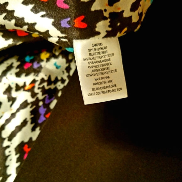 Blazer with Satin Lining - Picture 5 of 6